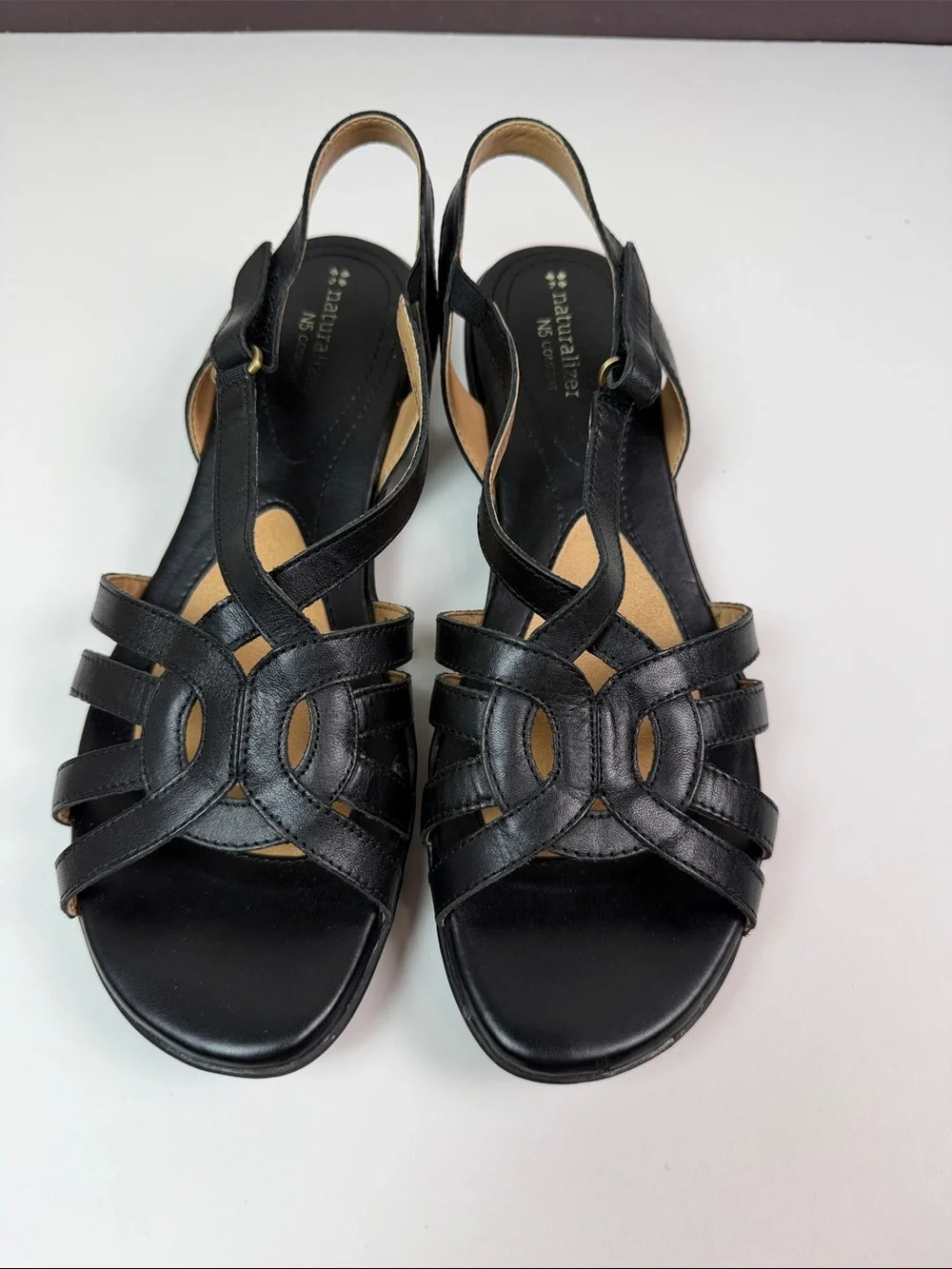 Naturalizer Catrina Black Leather Comfort Slingback 9.5M Walking Comfort Sandals